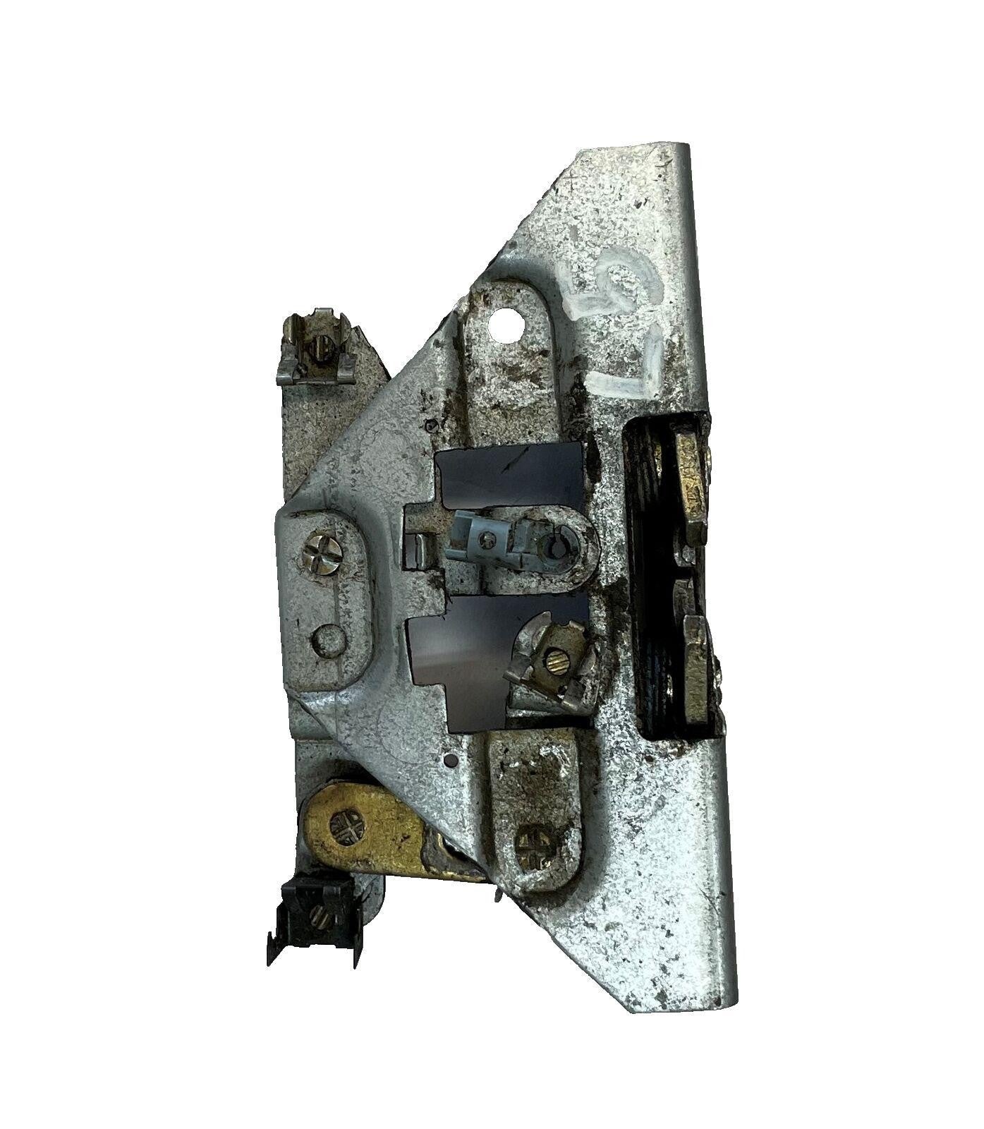 Jeep YJ Wrangler Passenger right Side Full Door Latch striker catch fit 92-95
