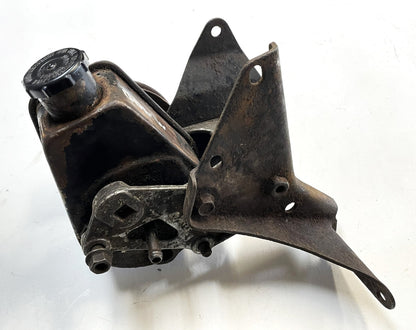 Jeep CJ5 CJ7 YJ 4.2 six cylinder power steering pump brackets Wrangler 258ci
