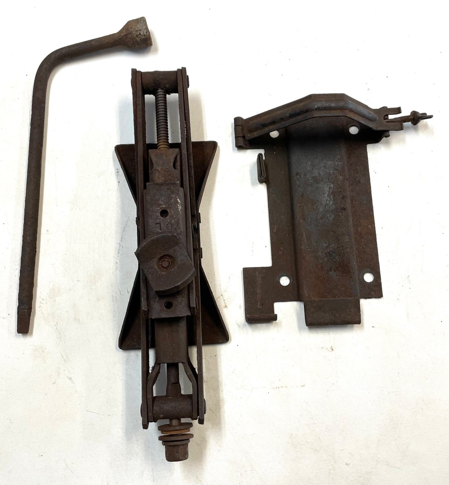 Jeep CJ Factory Jack lug wrench mount bracket CJ5 CJ7 CJ8 AMC fender mount!!!