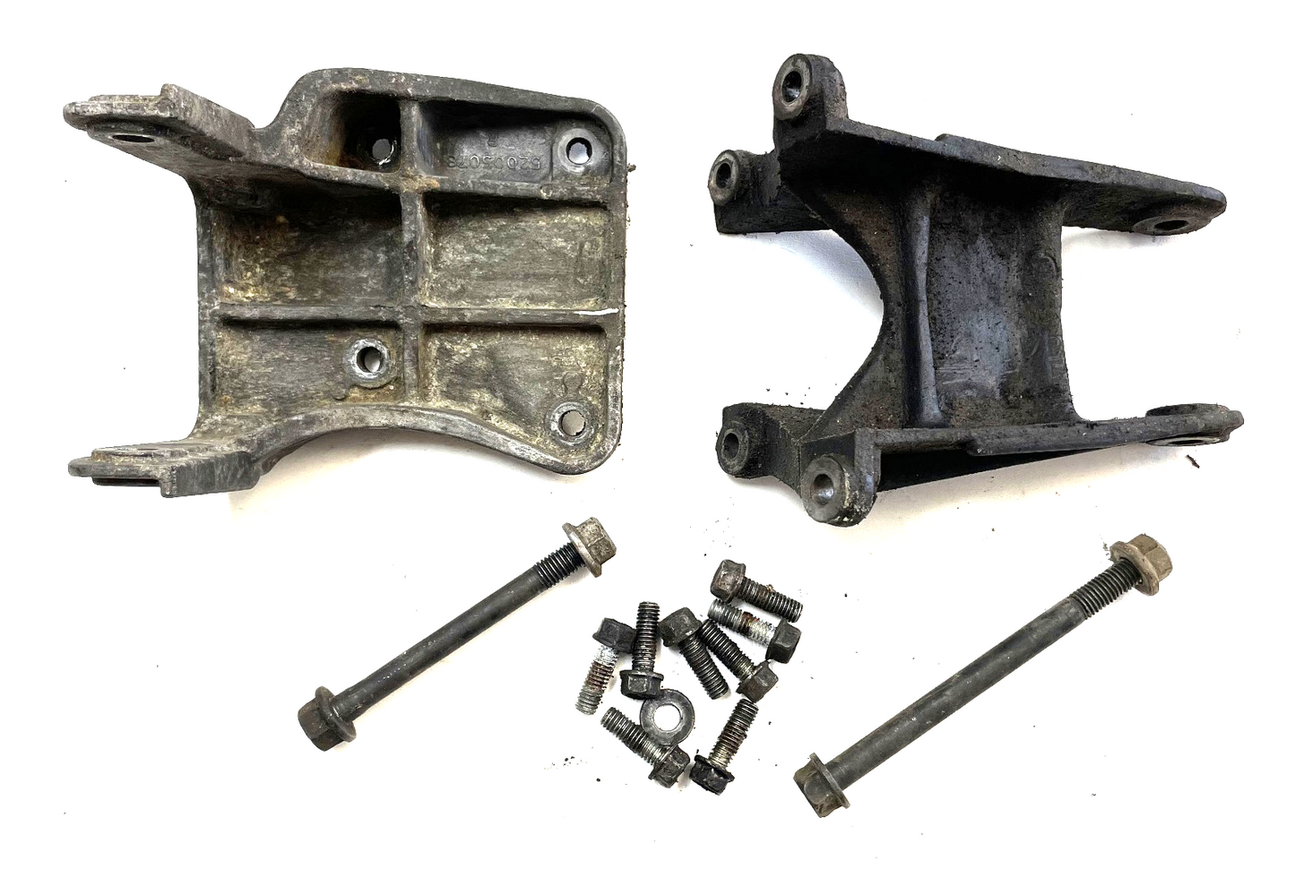 Jeep YJ 2.5 motor mounts engine bracket Left and Right side 91-95 Wrangler