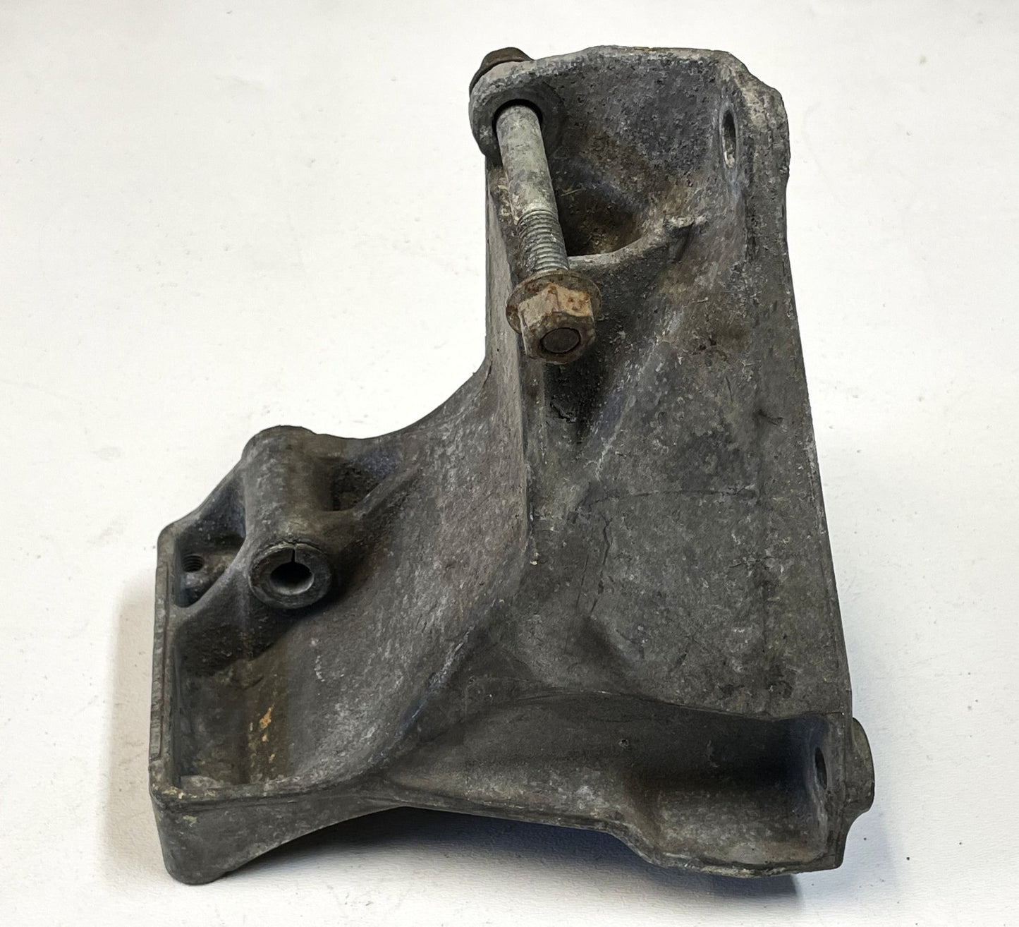 Jeep YJ Wrangler Upper Alternator AC 53007602 Air Compressor Mount Bracket