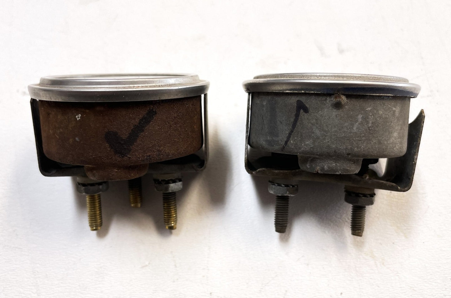 Jeep CJ Oil Pressure Volts Gauge Factory Faria CJ5 CJ7 CJ8 AMC Gauges Battery !!