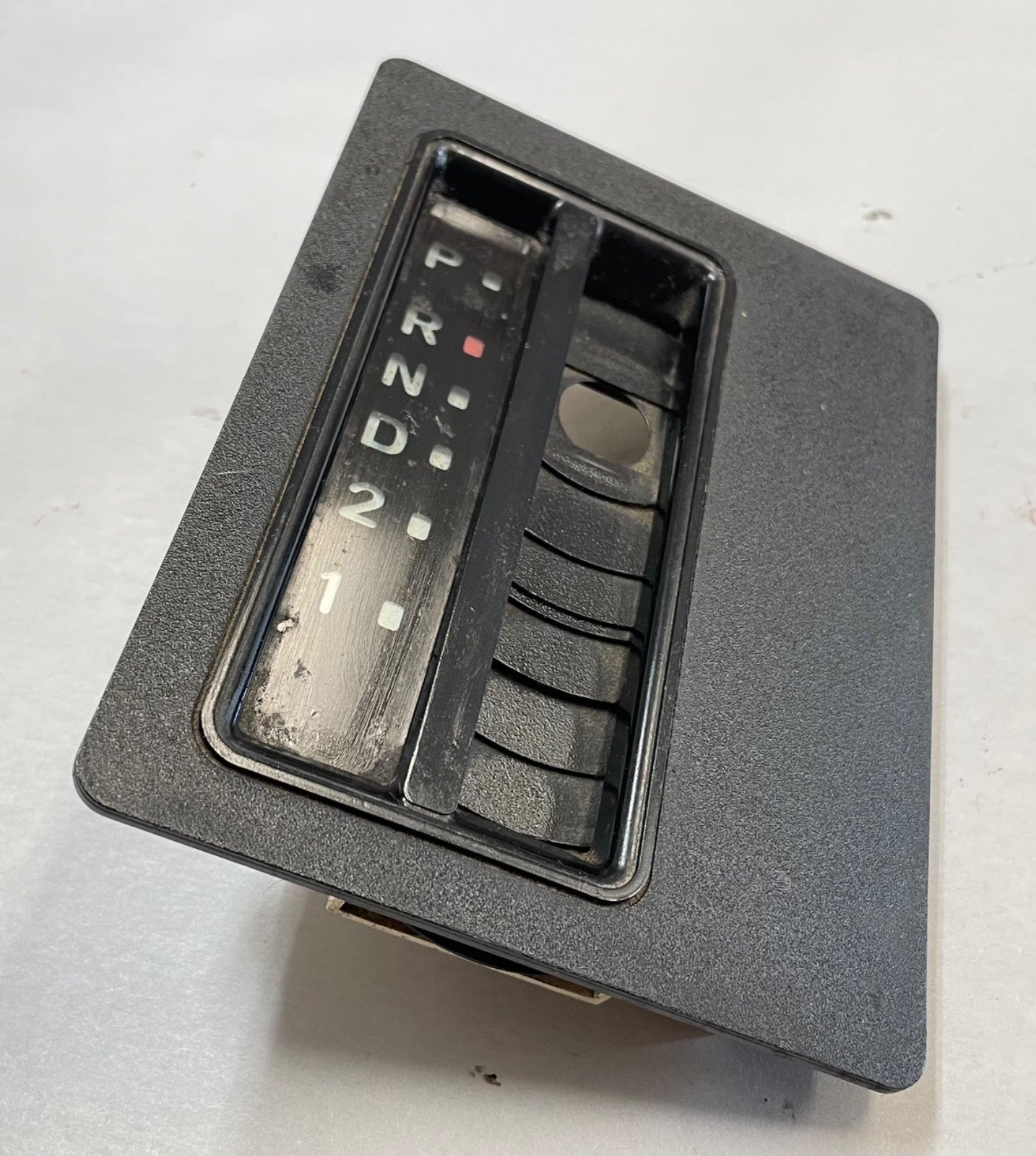97-06 Jeep Wrangler TJ Automatic Transmission Shift Bezel Trim 06130553