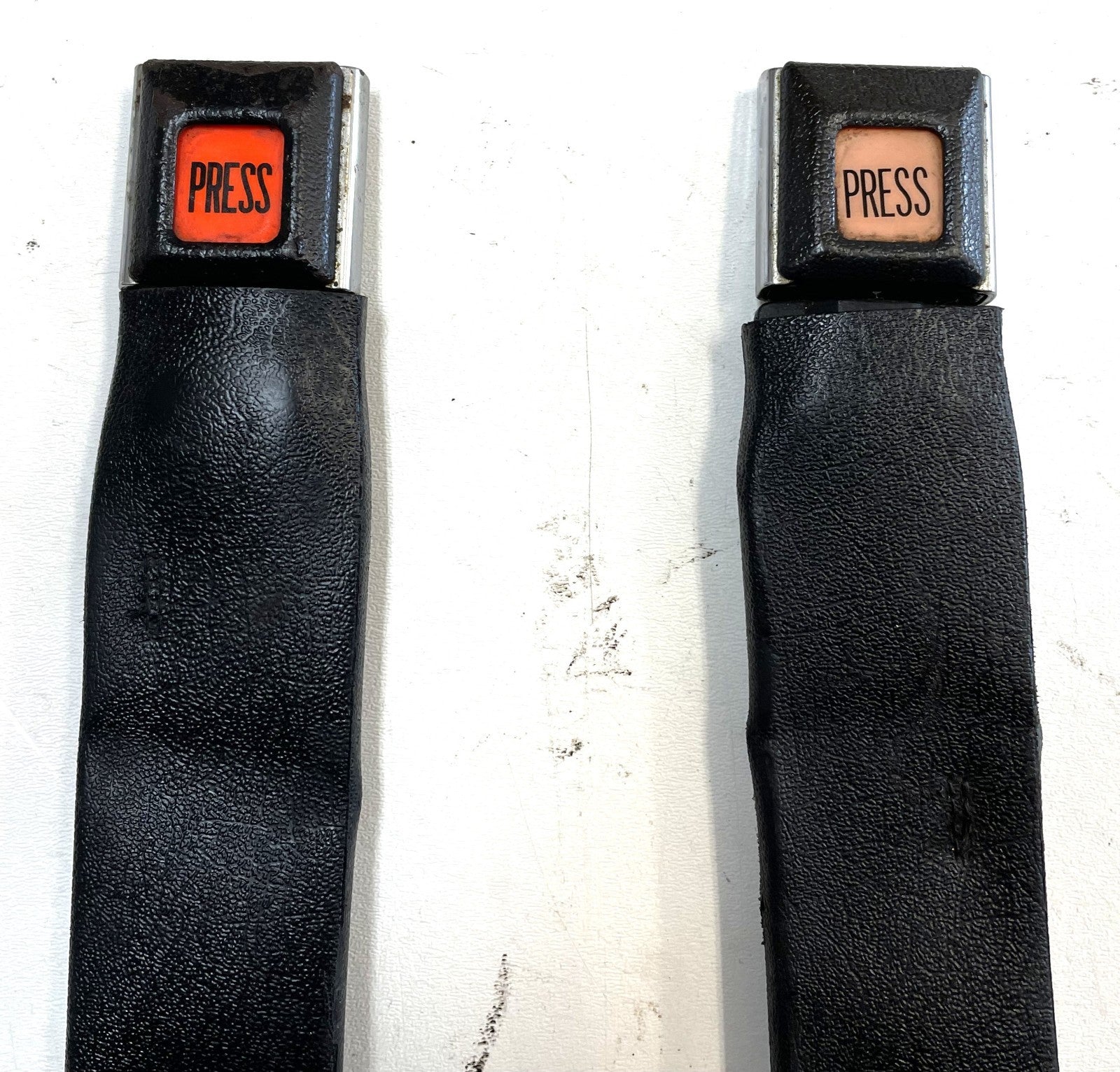 Jeep YJ Wrangler Seat Belt Buckle Ends Front Latch Female Fits 87-91