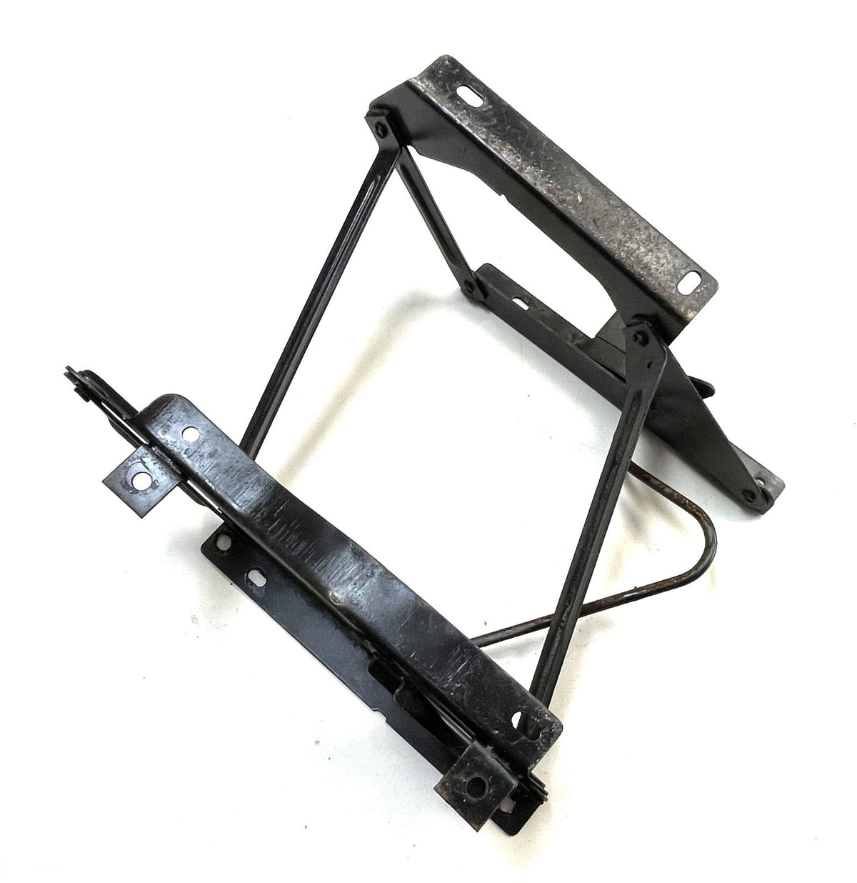 Jeep Driver Side Seat Bracket CJ5 CJ7 CJ8 YJ Wrangler LEFT  fits 76-95 folding