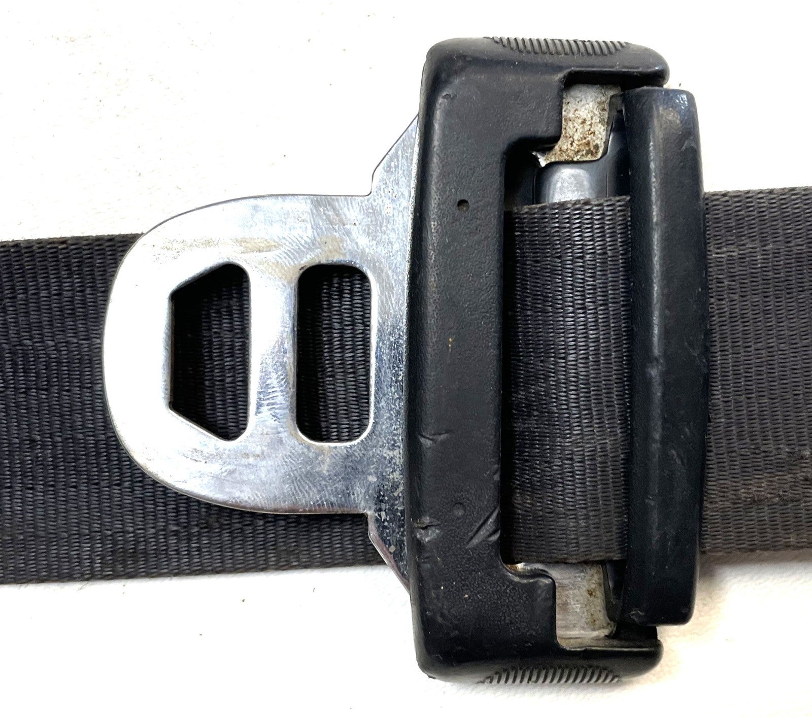 Jeep YJ front seat belt shoulder harness Driver Left Retractor Wrangler 92-95