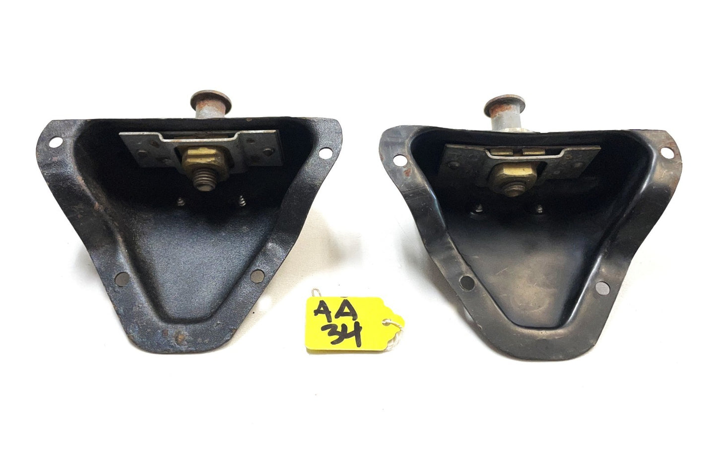 Jeep CJ7 YJ Door Strikers Striker Set Latch Pin Left Right 81-95 CJ Wrangler
