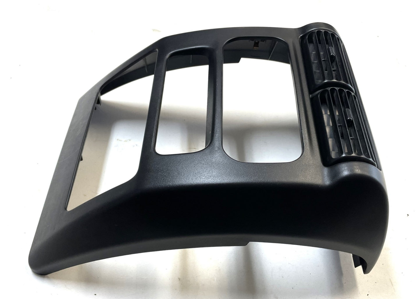 03-06 Jeep TJ Wrangler Center Bezel Dash Trim Vent Radio Surround FREE SHIPPING