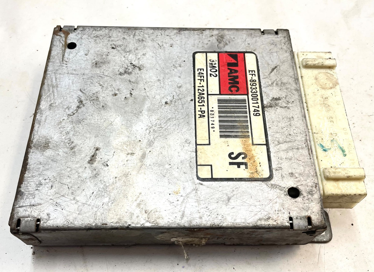 Jeep YJ CJ7 4.2 Engine Computer 6 cylinder ECU ECM 8933001749 E4FF-12A651-PA