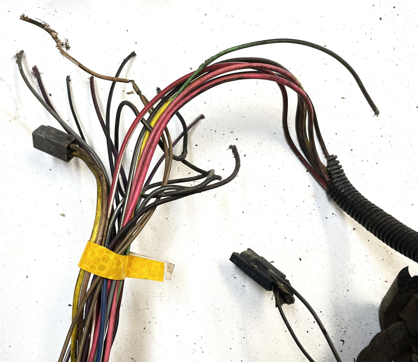 87-90 Jeep YJ Wrangler engine harness 4.2 liter six cylinder READ AD for PARTS