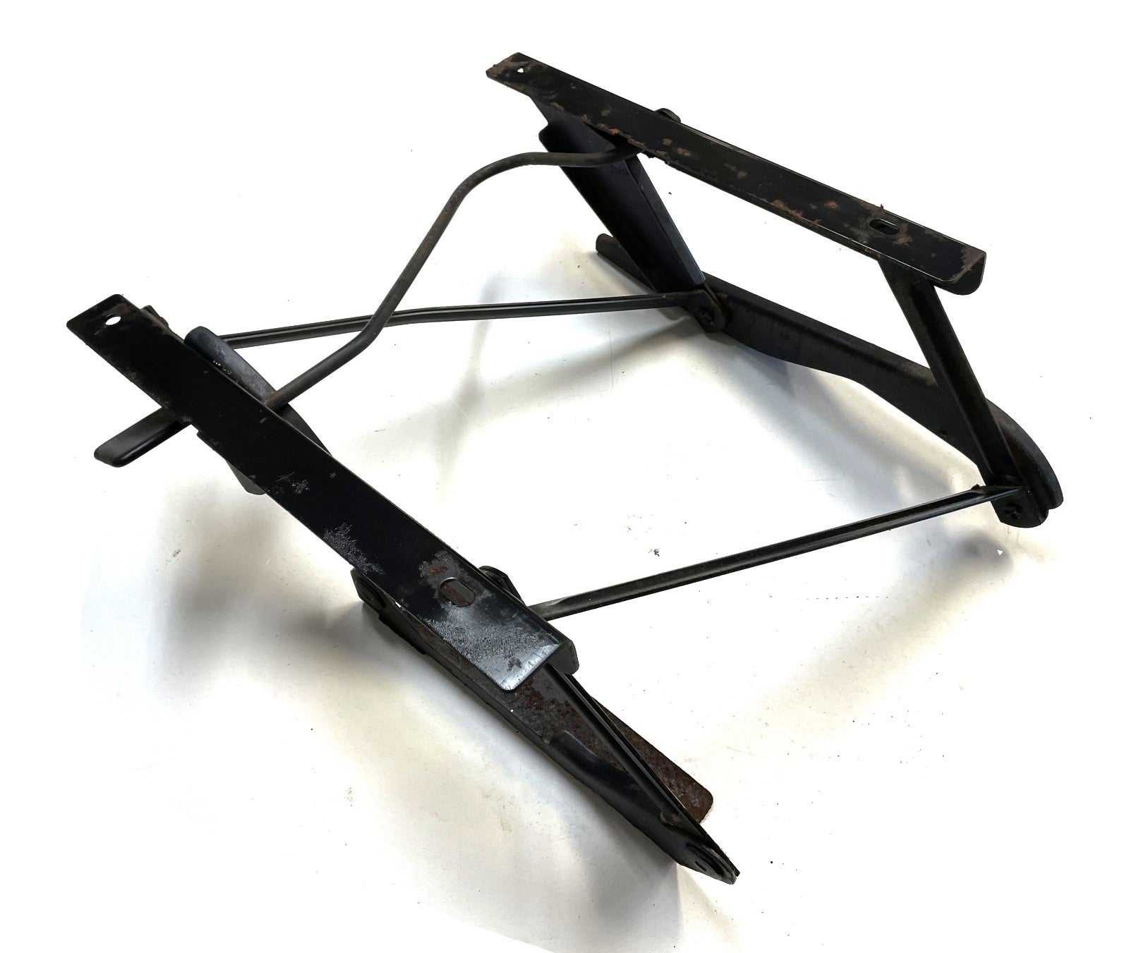Jeep YJ right front seat bracket folding flip Wrangler 87-90 Passenger side !