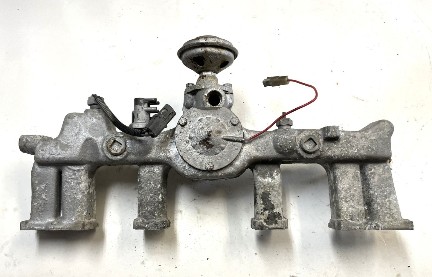 Jeep 4.2 Intake Manifold YJ CJ5 CJ7 CJ8 2 Barrel Aluminum AMC 258 EF3237858 Carb
