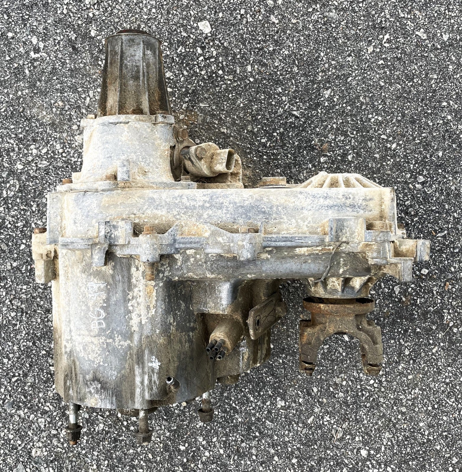 Jeep YJ NP 231 transfer case fits 4 cylinder manual 87-95 Wrangler 21 spline