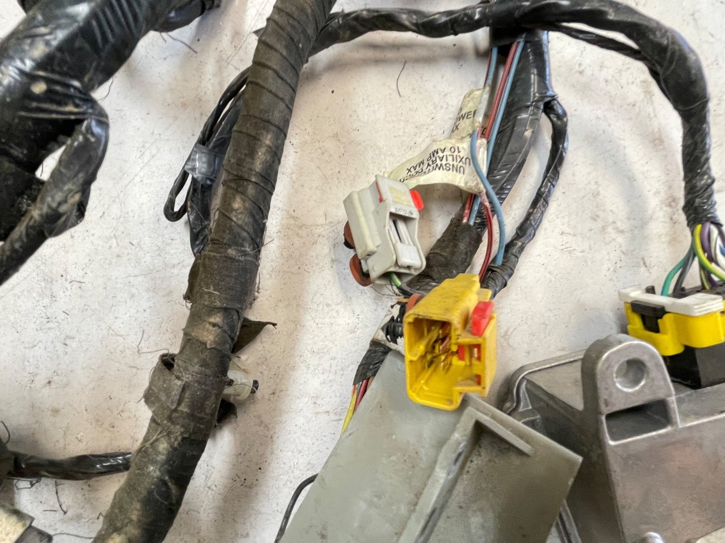 2000 Jeep TJ Wrangler Dash Wire Harness wiring P56009508AJ fuse block