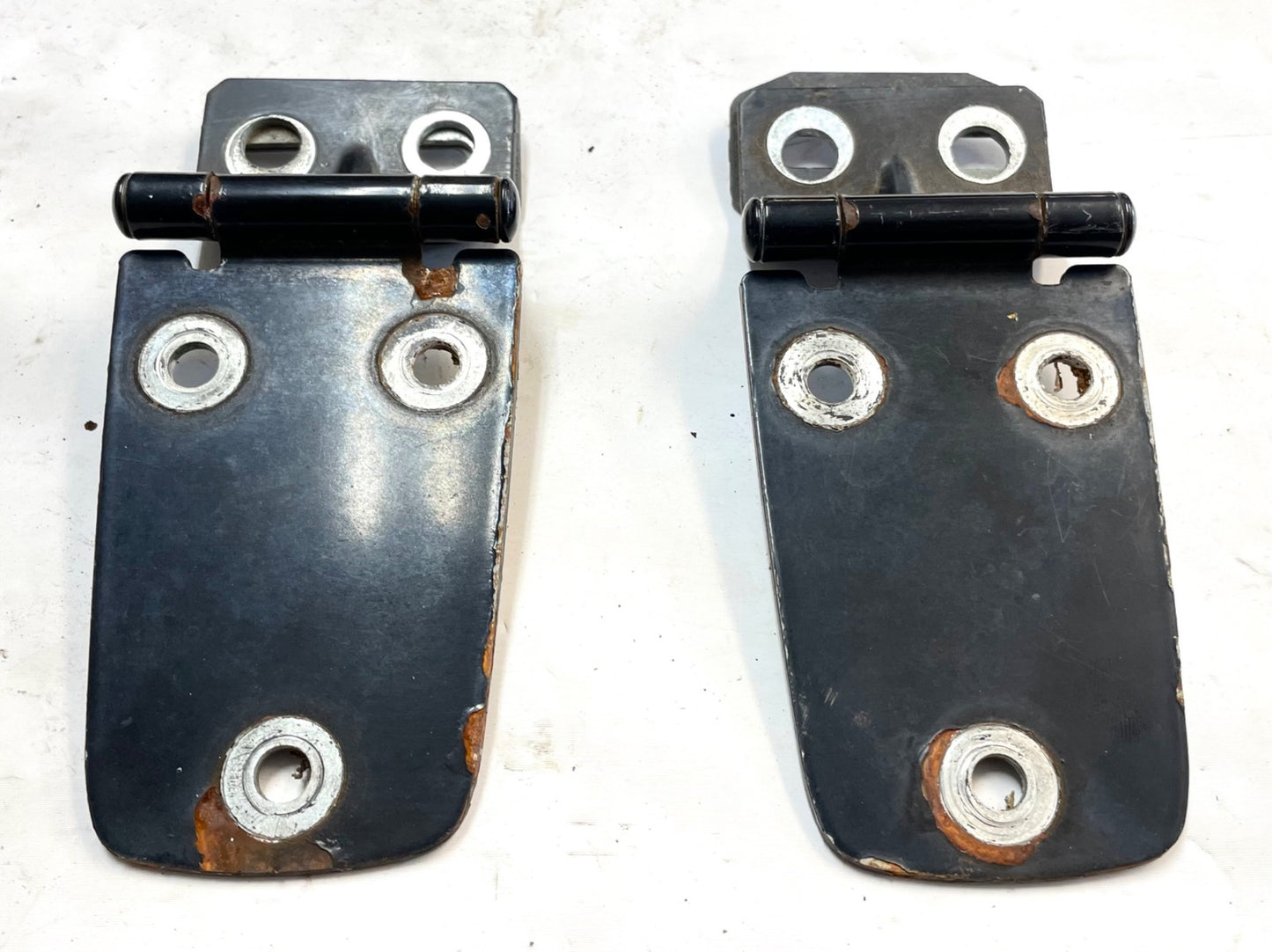 Jeep TJ hood hinges with bolts n shims black factory hinge fits 97-06 Wrangler