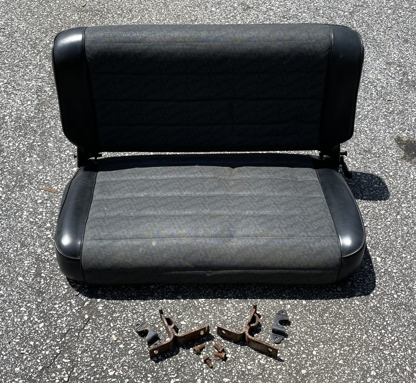 Jeep YJ Wrangler back seat with brackets factory folding CJ7 black fold n tumble