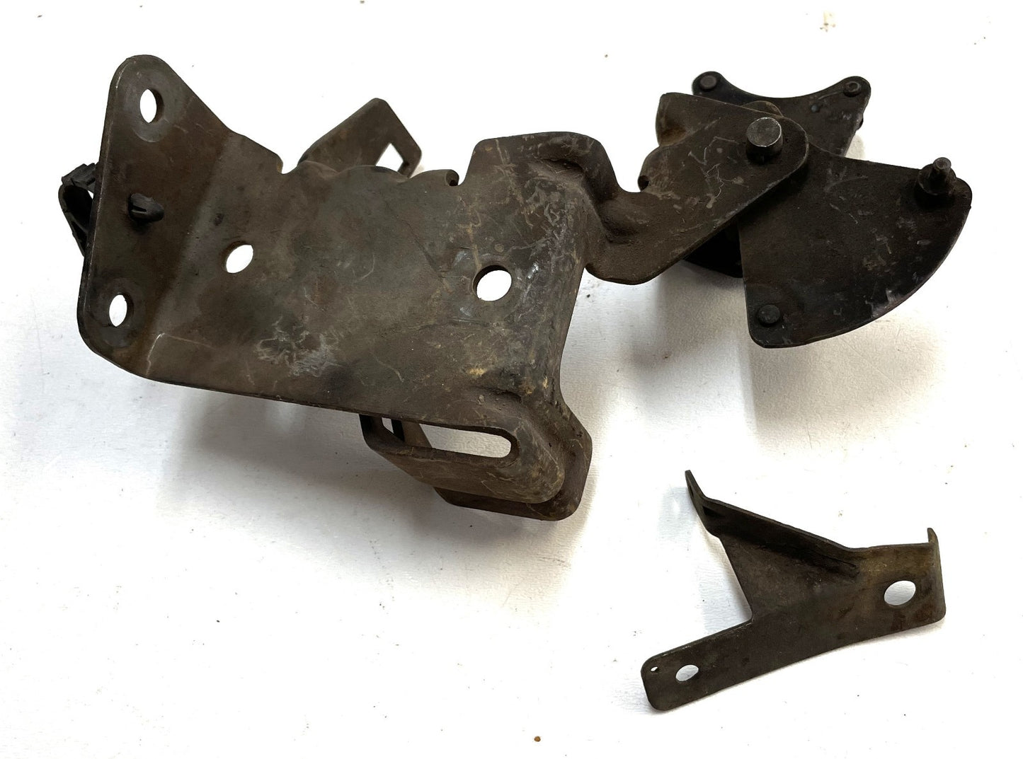 Jeep CJ six cylinder throttle linkage 2 barrel carb CJ5 CJ7 258 4.2 manifold