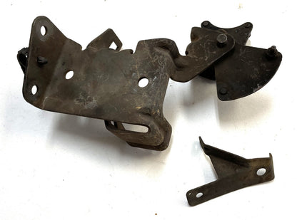 Jeep CJ six cylinder throttle linkage 2 barrel carb CJ5 CJ7 258 4.2 manifold