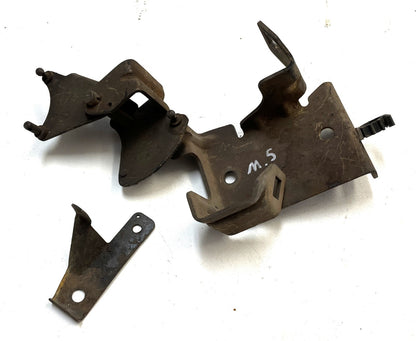 Jeep CJ six cylinder throttle linkage 2 barrel carb CJ5 CJ7 258 4.2 manifold