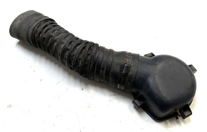 Jeep Wrangler YJ 4 cylinder 2.5 TBI throttle body to air cleaner lid hose  87-90