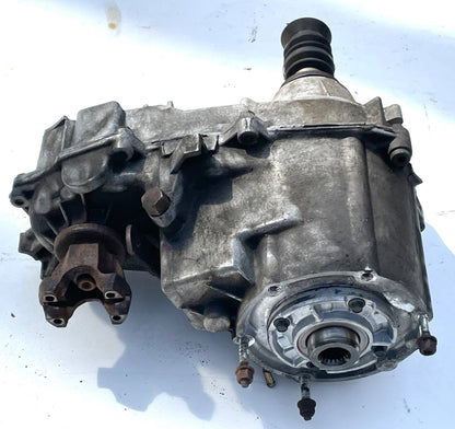 Jeep TJ Wrangler NP 231 Transfer Case 21 Spline NP231 4 cylinder AX5 52099364AB