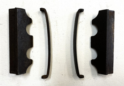 Jeep CJ Disc Brake Caliper Retainer Bracket CJ5 CJ7 CJ8 AMC 78-81 Pair