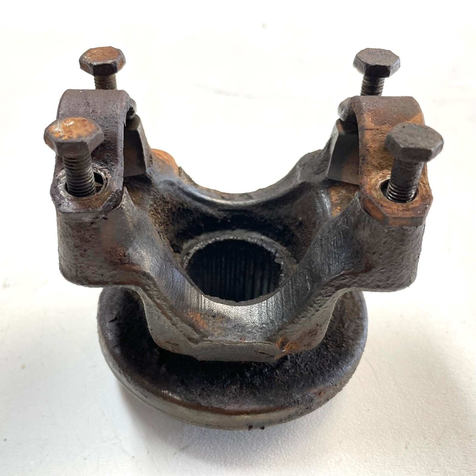 AMC 20 pinion yoke Jeep CJ5 CJ7 J10 Cherokee drive shaft