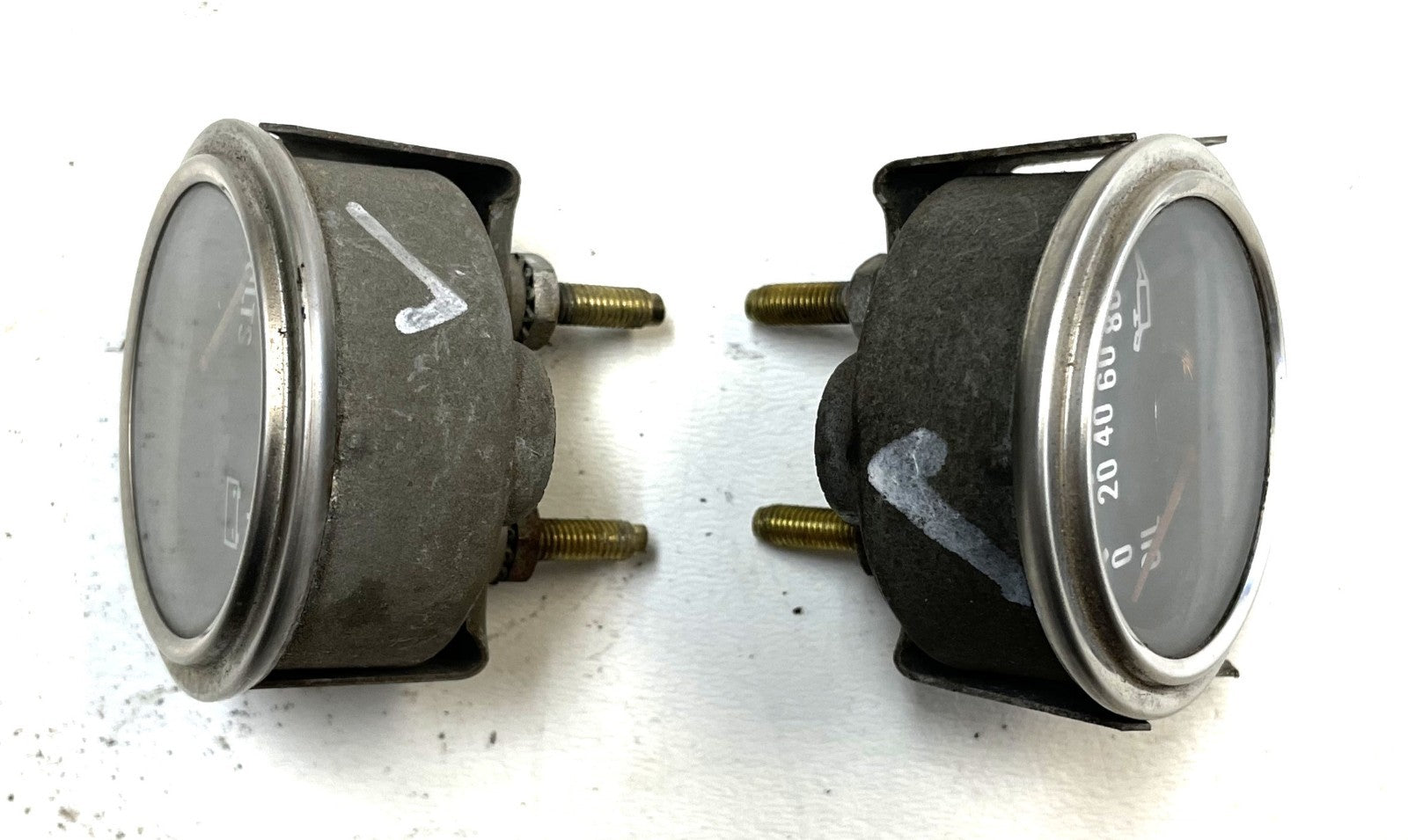 Jeep CJ Oil Pressure Volts Gauge Factory Faria CJ5 CJ7 CJ8 AMC Gauges Battery