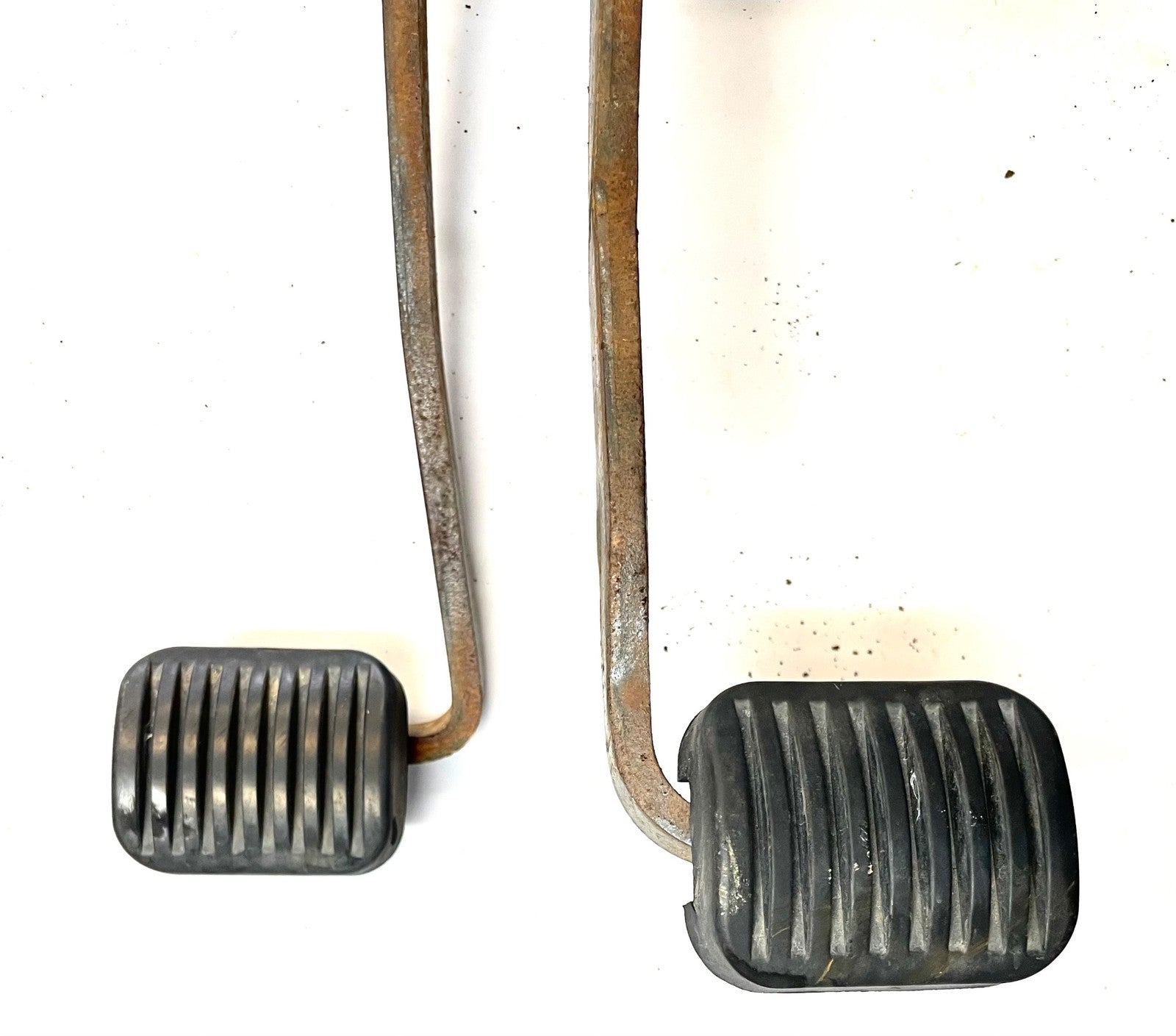 87-90 Jeep YJ Wrangler manual pedals brake clutch pedal assembly