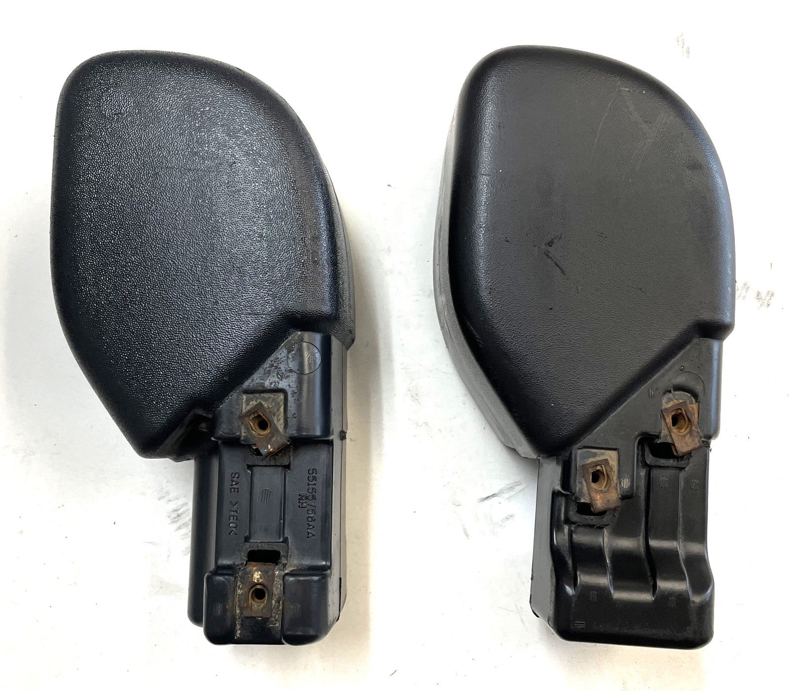 Jeep TJ front bumper end caps fits 97-06 TJ LJ 55175103 55155756AA plastic cap