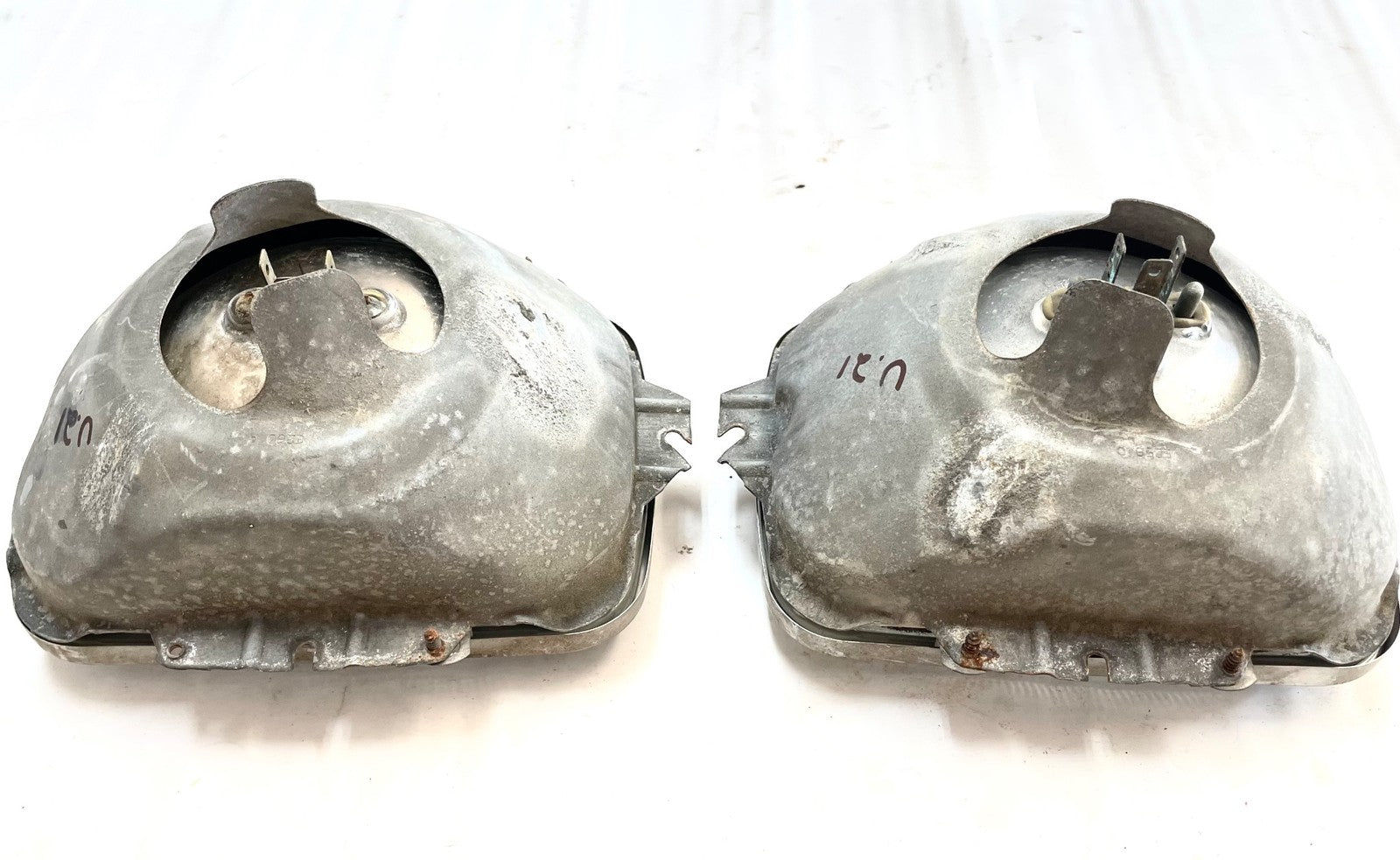 Jeep YJ Wrangler headlight buckets with chome retainer / bulbs 87-95 adjuster