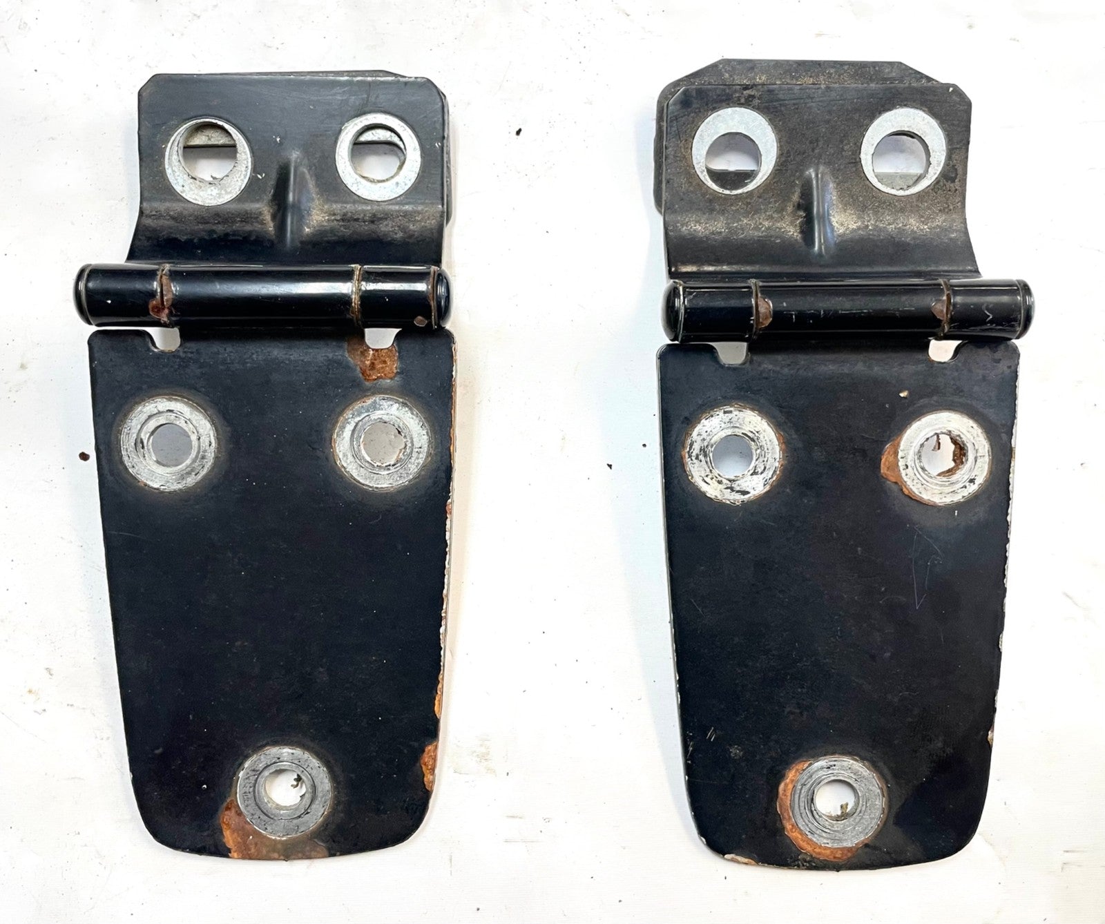 Jeep TJ hood hinges with bolts n shims black factory hinge fits 97-06 Wrangler