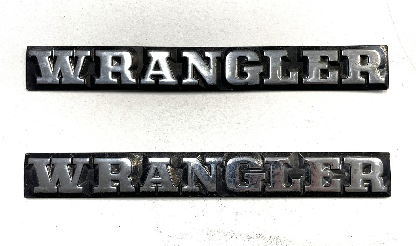 Jeep YJ Wrangler Factory OEM Emblems Badges Decals Emblem Badge Logo NICE