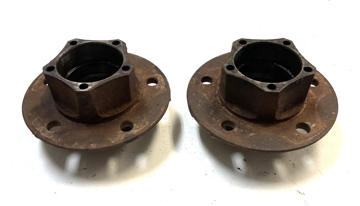 Jeep CJ disc brake bearing hub Dana 30 fits 81-86 CJ5 CJ7 5 bolt hubs (pair)