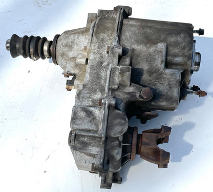 Jeep TJ Wrangler NP 231 Transfer Case 21 Spline NP231 4 cylinder AX5 52099364AB