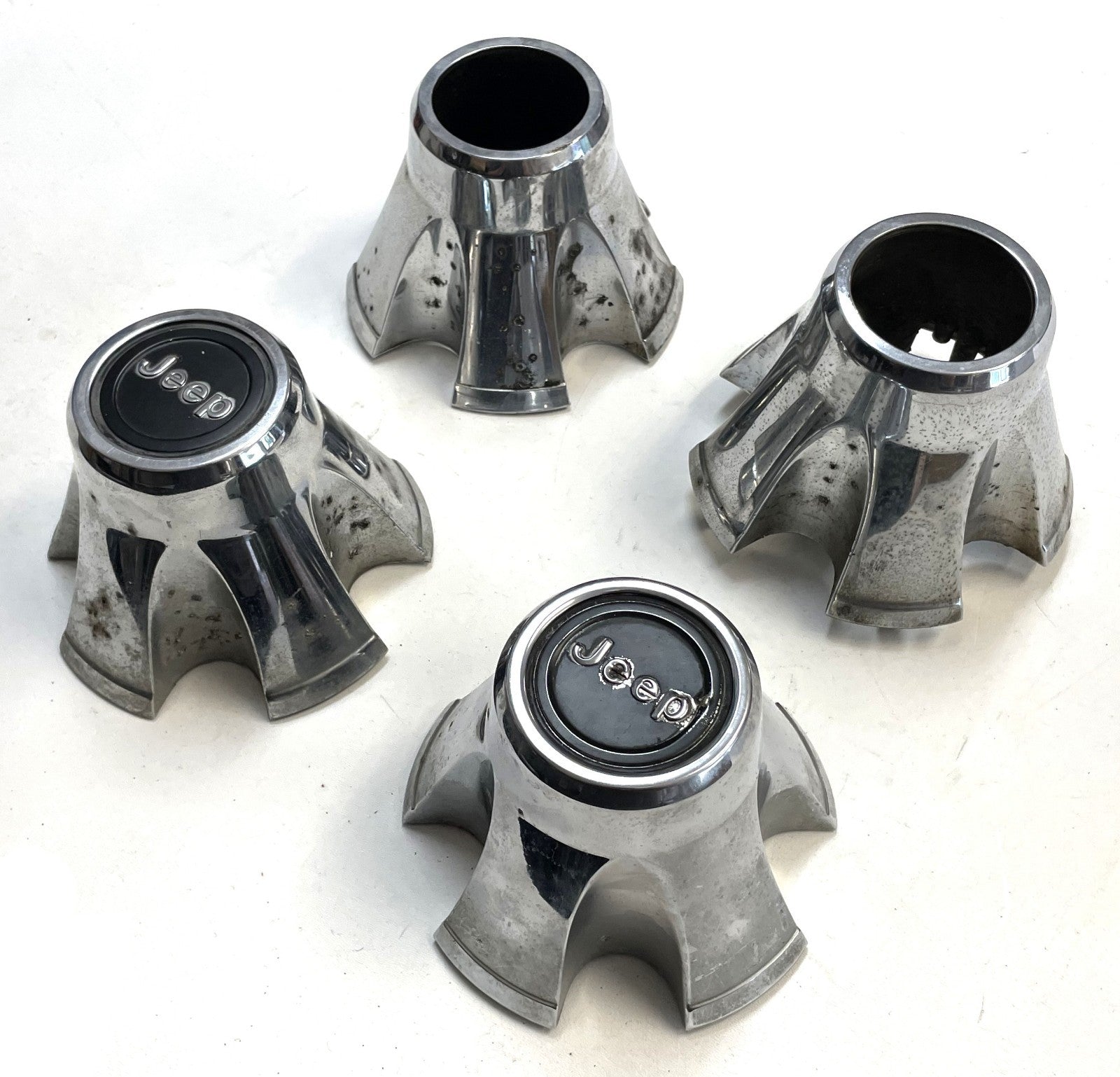 Jeep CJ center caps CJ5 CJ7 FACTORY chrome wheel Centers Laredo cap READ AD