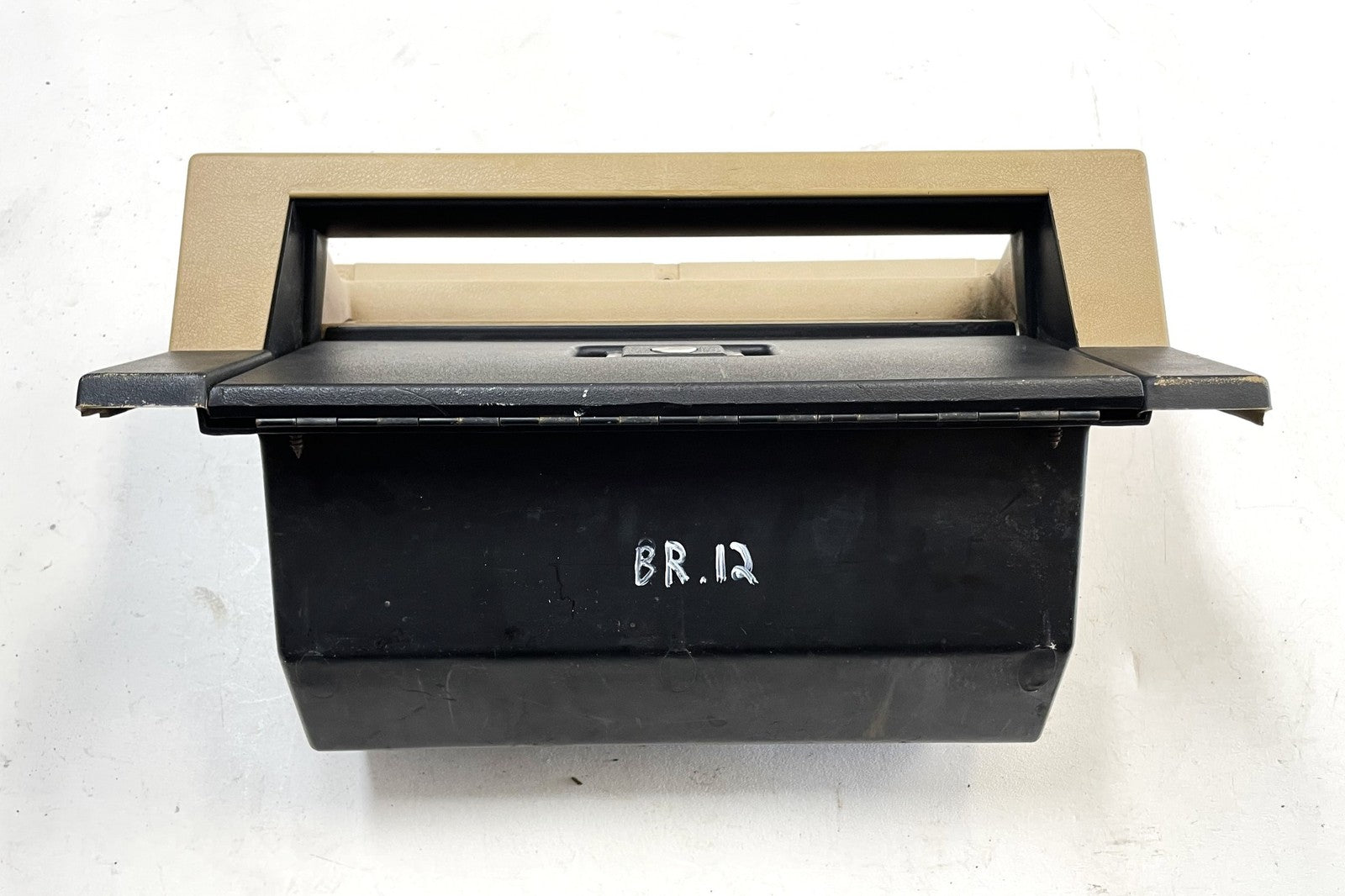 Jeep YJ Wrangler Dash Trim Set Tan Glove Box Column Radio fits 87-95 Sand
