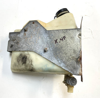 87-90 Jeep YJ Windshield Washer Fluid Reservoir Bottle plastic tank Wrangler