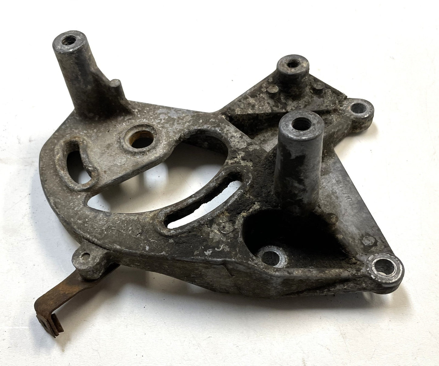 Jeep Power Steering Pump Bracket AMC V8 304 360 401 CJ5 CJ7 J10 WAGONEER 3214710