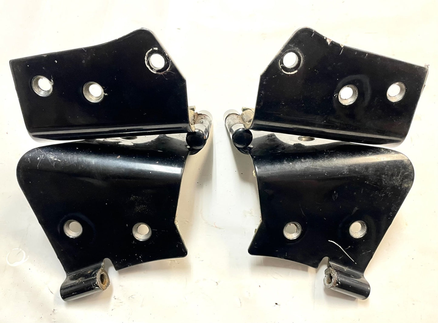 Jeep TJ windshield hinges fits 97-06 Wrangler Left Right Hinge black