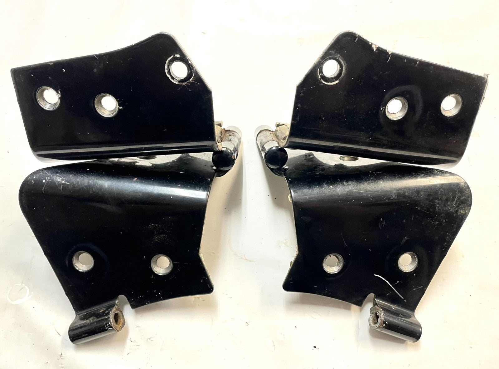 Jeep TJ windshield hinges fits 97-06 Wrangler Left Right Hinge black