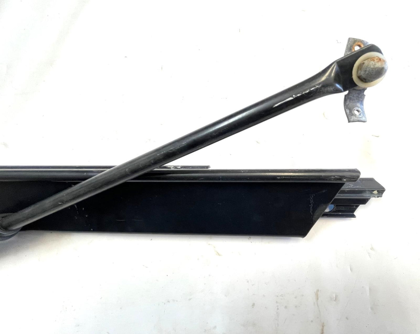 Jeep YJ factory passenger side door surround with tension bar soft top READ AD