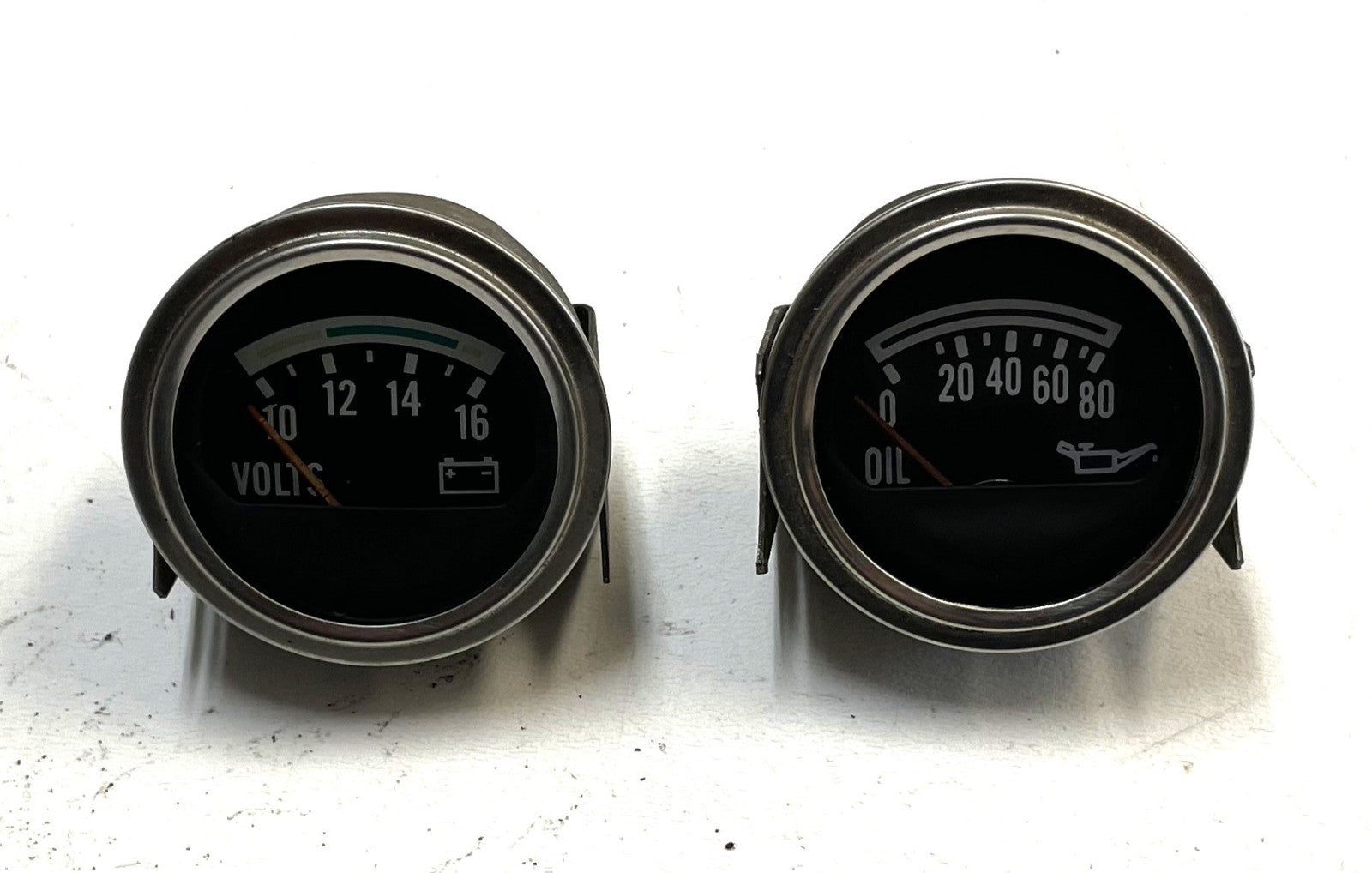 Jeep CJ Oil Pressure Volts Gauge Factory Faria CJ5 CJ7 CJ8 AMC Gauges Battery