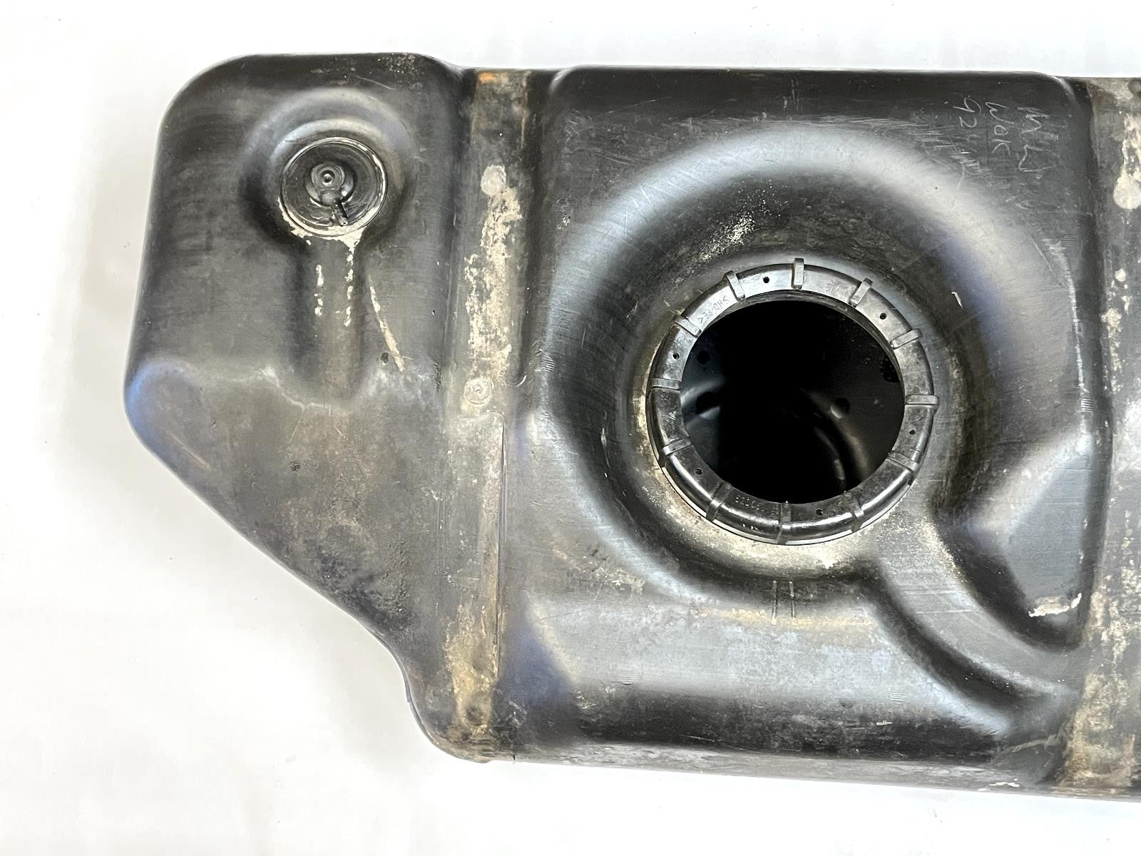 Jeep TJ gas tank 52018768AD plastic fuel 19 gallon 97-02 Wrangler FREE SHIPPING