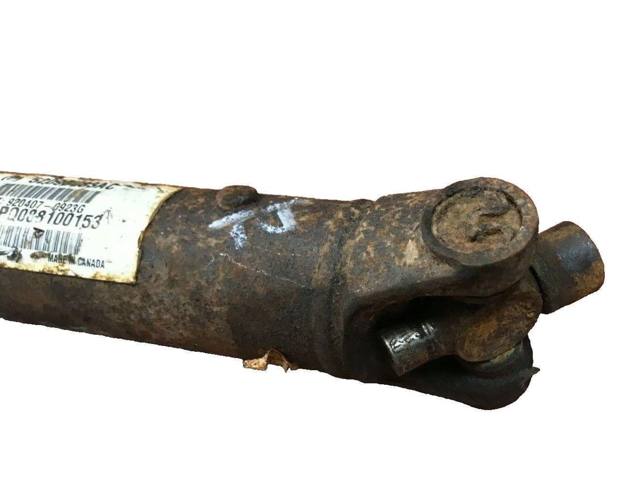 Jeep TJ Wrangler back rear shaft 4.0 automatic back 52098783AC