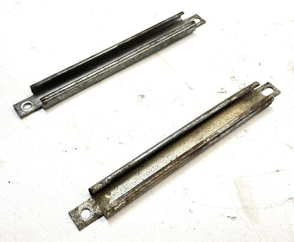 Jeep window regulator guide slide track channel door  CJ7 YJ Wrangler glass
