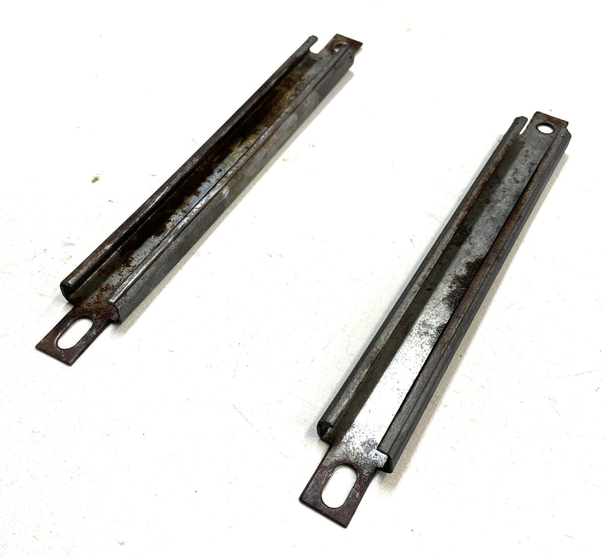 Jeep window regulator guide slide track channel door  CJ7 YJ Wrangler glass