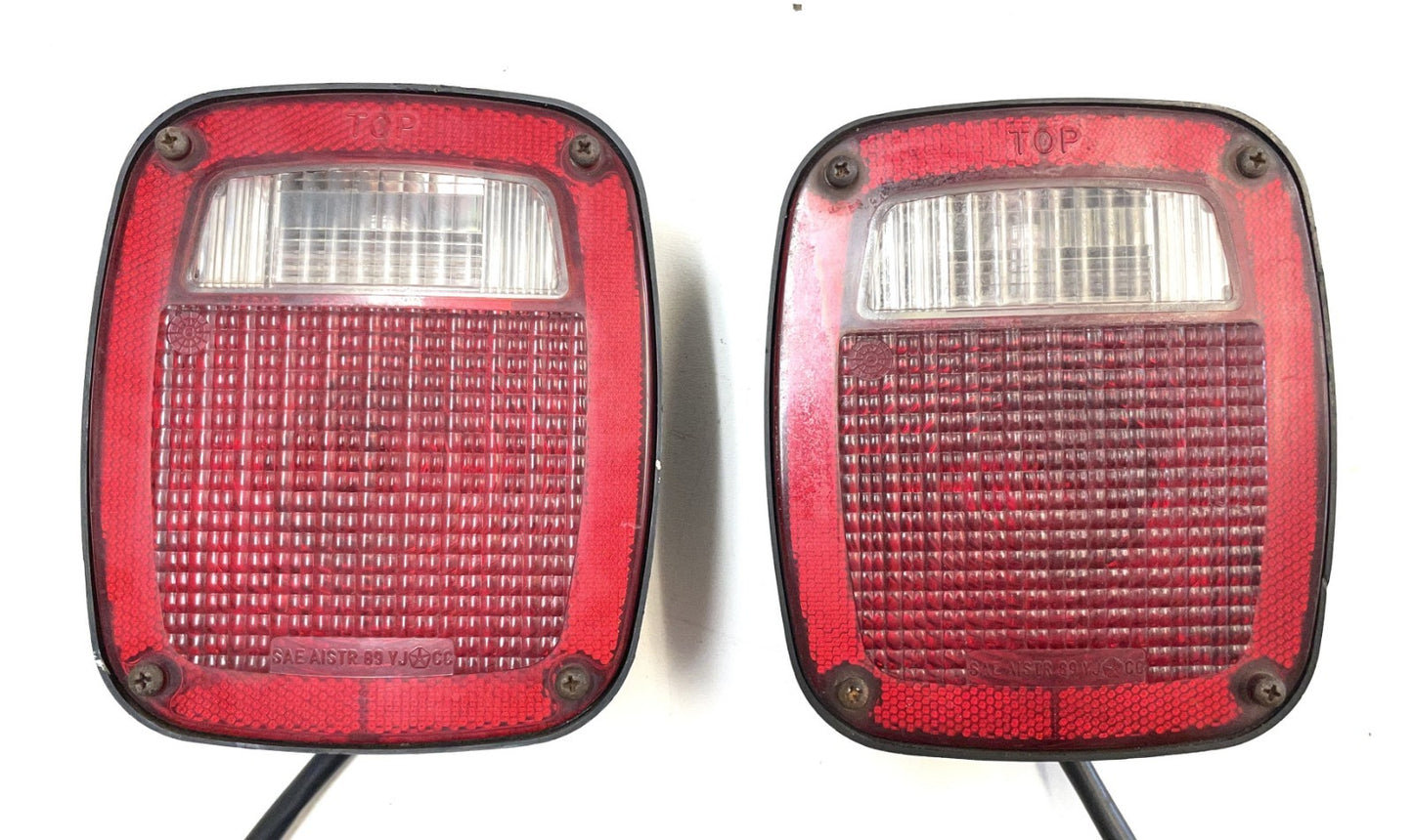98-06 Jeep TJ Taillights Left Right Driver Passenger Wrangler Tail Lights