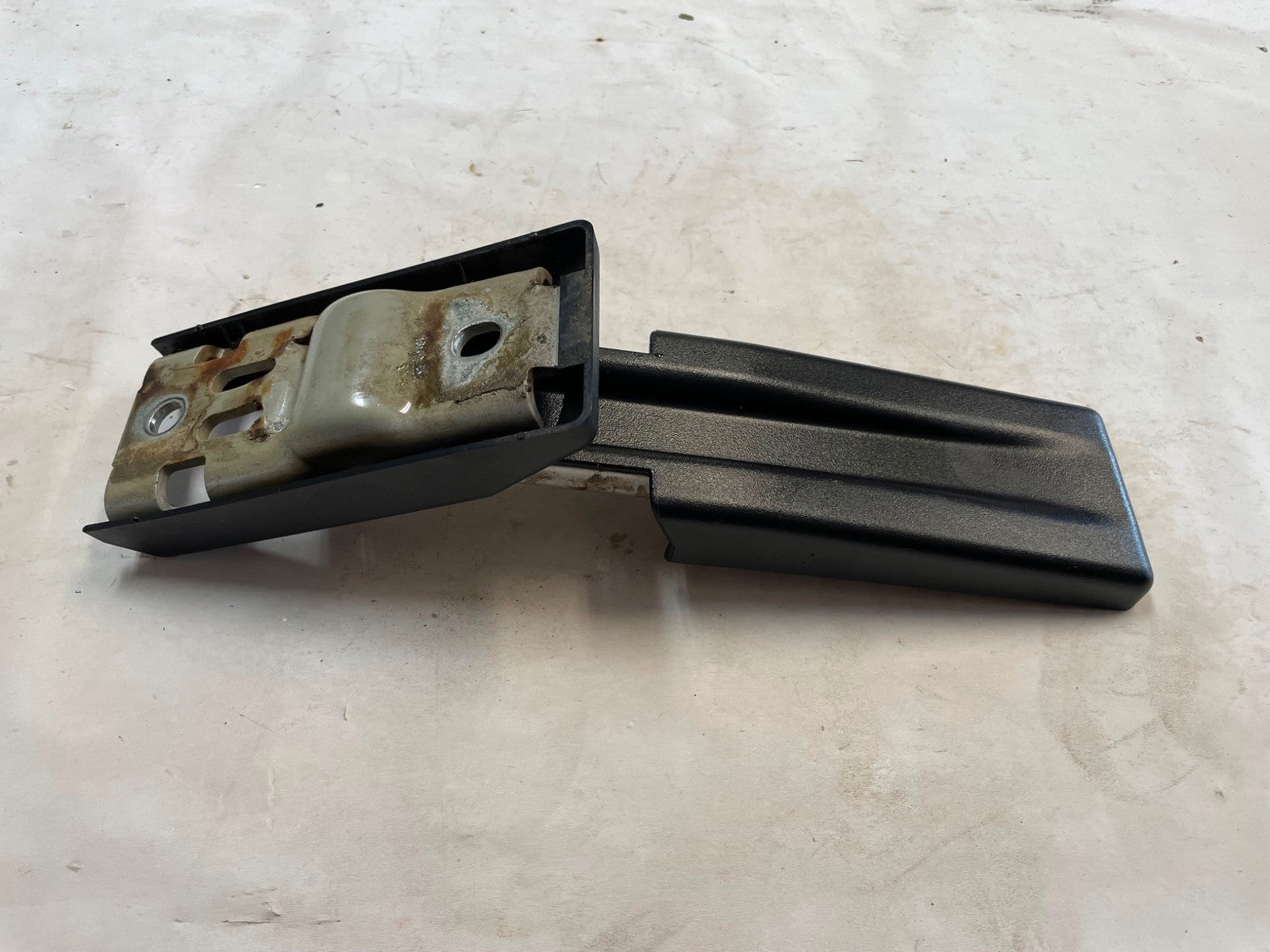 Jeep TJ Tailgate Hinges tail gate Hinge Set 04 05 06 Wrangler rear back