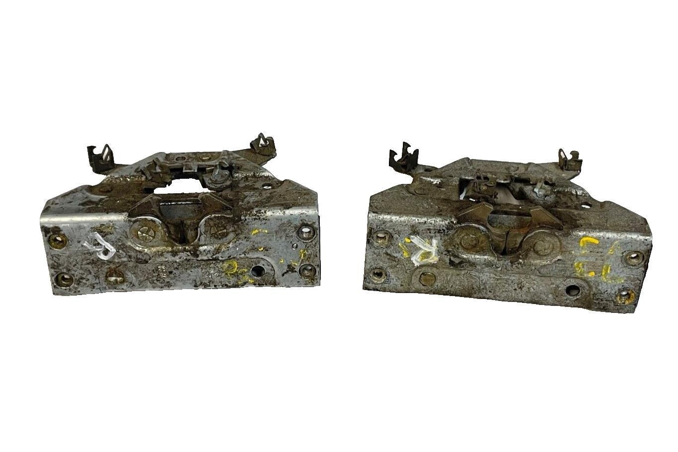 Jeep YJ Wrangler fits 92-95 Passenger right Side Full Door Latch striker catch
